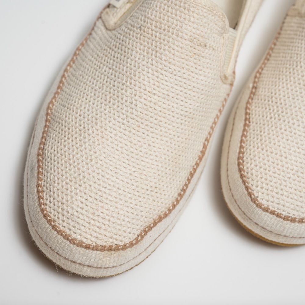 Uggs Bren Slip-On Sneaker size 9 - Picture 8 of 12